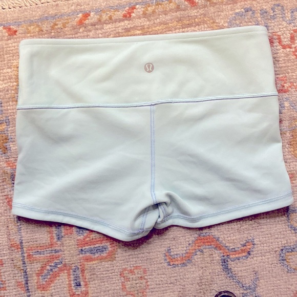 Lululemon Align Reversible Purple and Teal Shorts 2” Size 6 - Picture 3 of 4